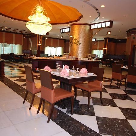 Al Bustan Tower Hotel Suites Sharjah Eksteriør bilde
