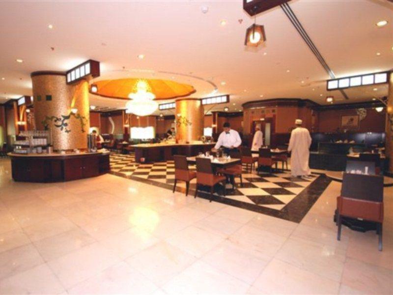 Al Bustan Tower Hotel Suites Sharjah Eksteriør bilde